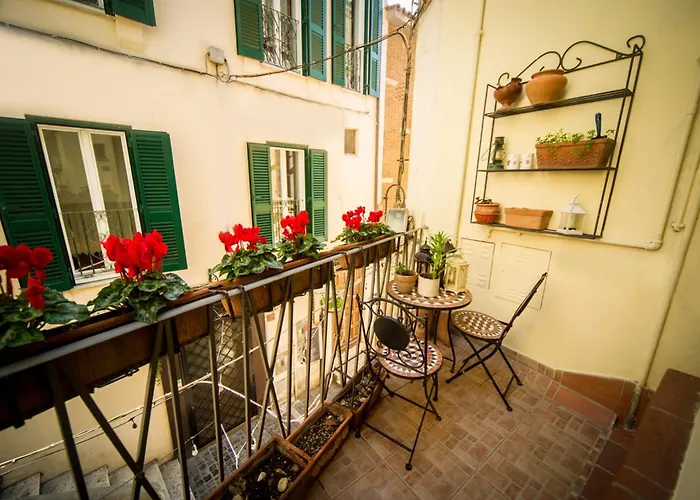 Borgo Boutique Home Near Rome