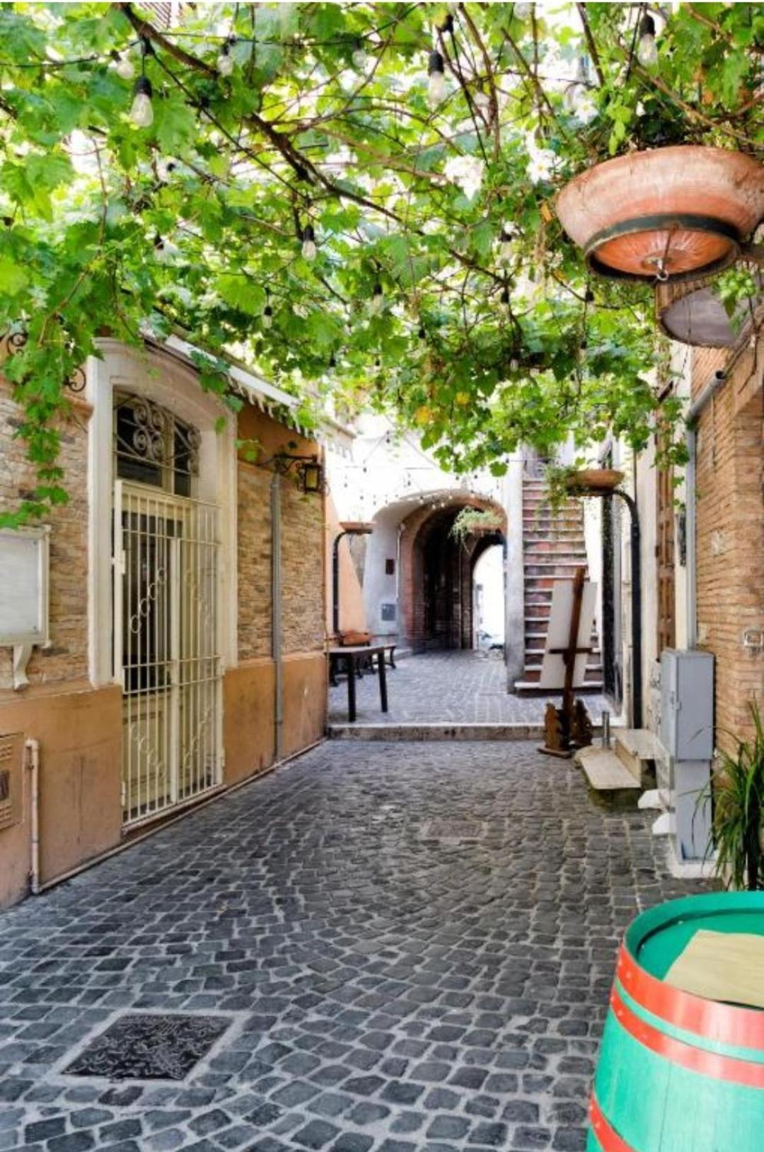 Borgo Boutique Home Near Rome Nettuno